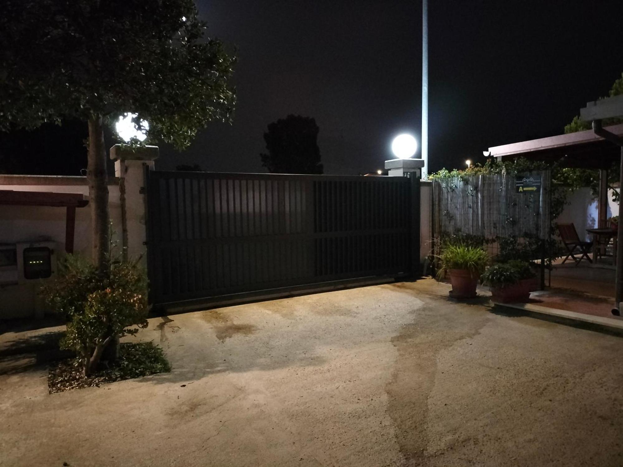 Apartamento The House Fiera Di Roma Aeroporto Fiumicino Ponte Galeria Exterior foto